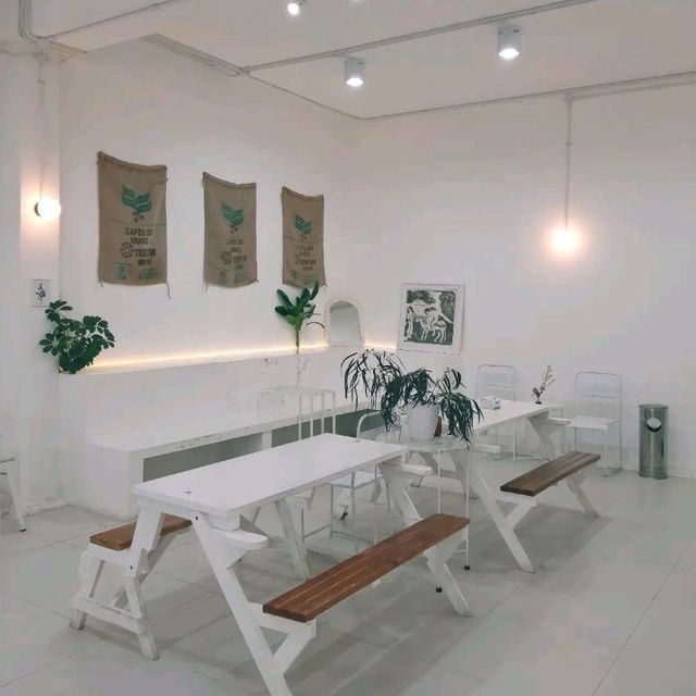 Brotherland Cafe