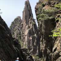 🏔Climb the ‘loveliest mountain in China’ 🏔