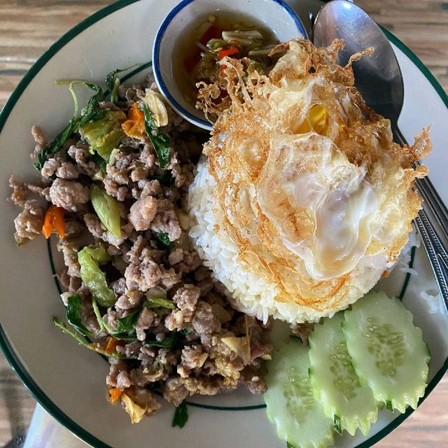 Bloom Cafe And Hostel Lipe (บลูมคาเฟ่แอนด์โฮสเทล) 