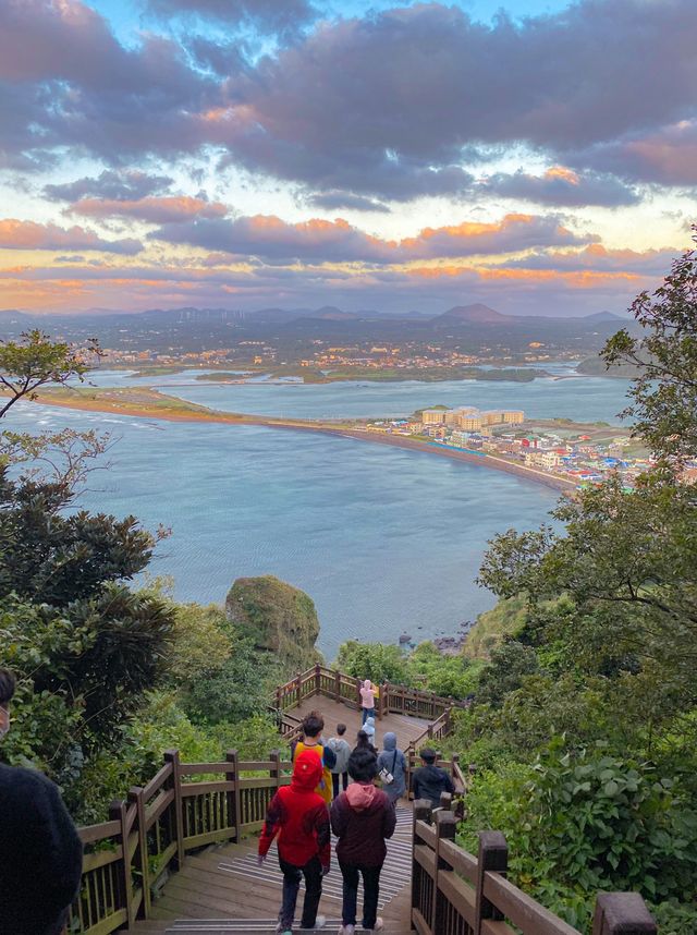 제주 일출은 성산일출봉에서🌞