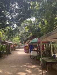 ตลาดเฌอซี๊ญ่า วิถีกะเหรี่ยงริมธาร🏕