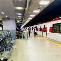 เดินทางเร็วขึ้นด้วยรถไฟฟ้าสายสีแดง | กรุงเทพ