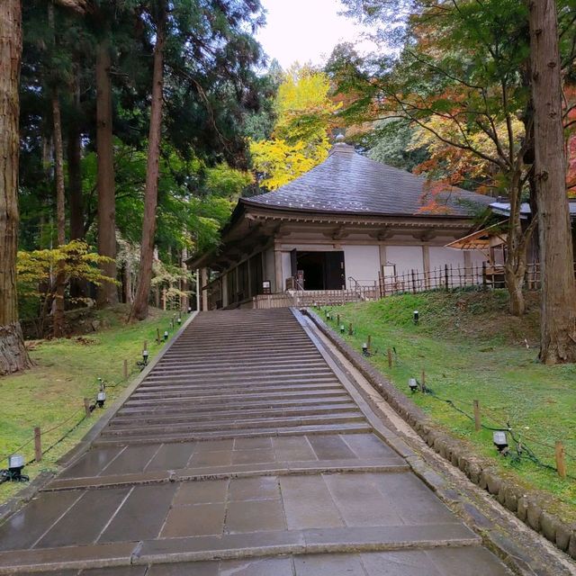 岩手県！紅葉と世界遺産【平泉】中尊寺金色堂
