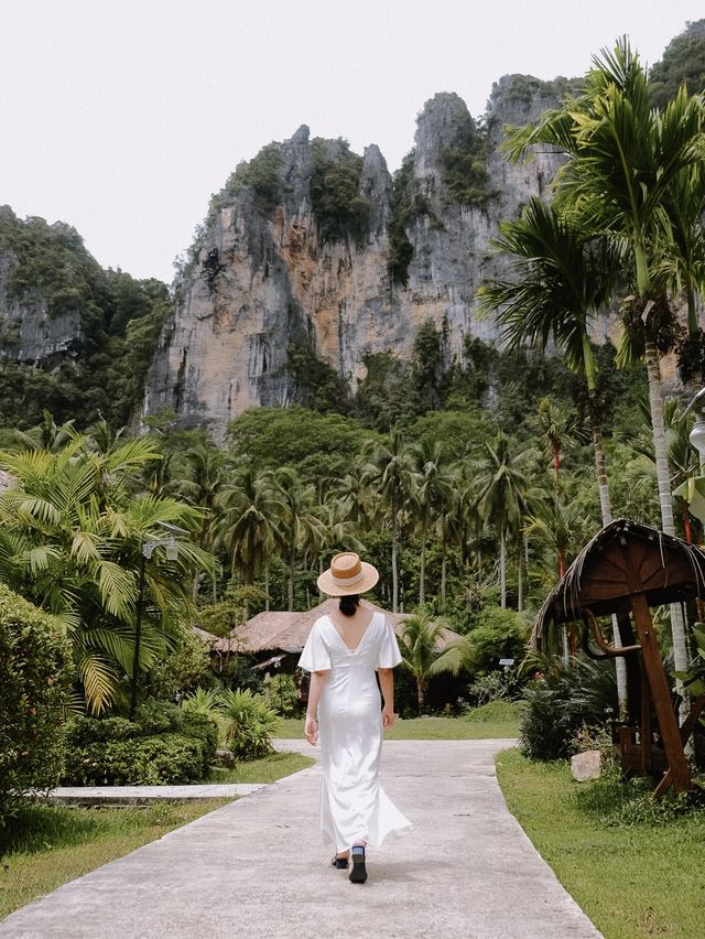 บ้านใสในรีสอร์ต อ่าวนาง กระบี่