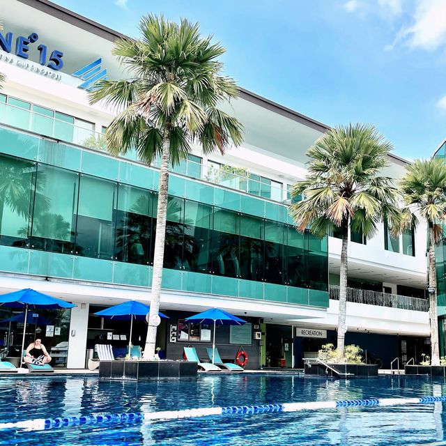 Infinity pool at Sentosa