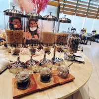 愉景灣酒店 ~ Cafe bord de Mer & Lounge