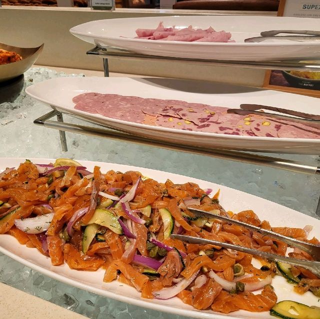 더뷔페 아침식사 