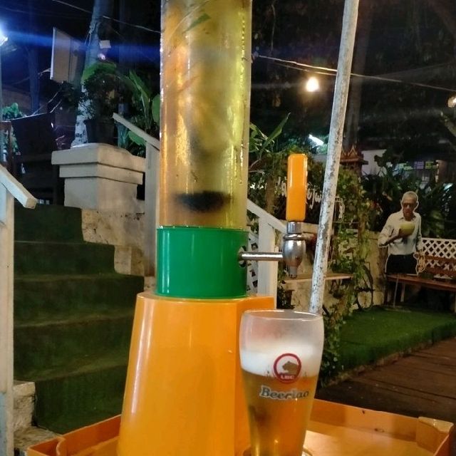 ร้านอาหารแม่ของชันเสร็จ เมืองหลวงพระบาง