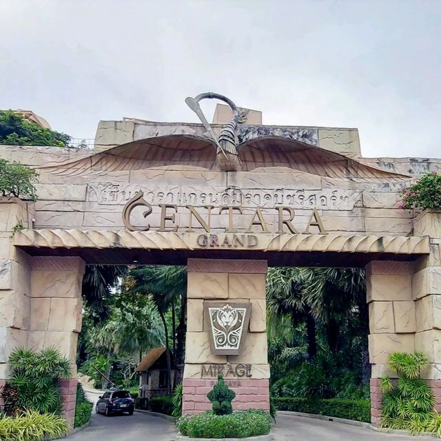 Centara Grand Mirage Beach Resort Pattaya 