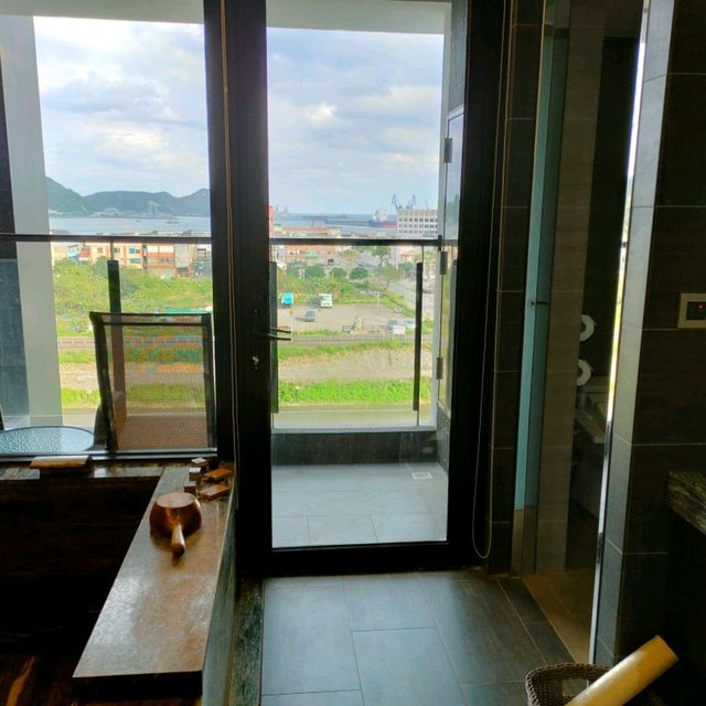 令人放鬆的煙波蘇澳四季雙泉館-尊榮家庭房（雙湯池房型）