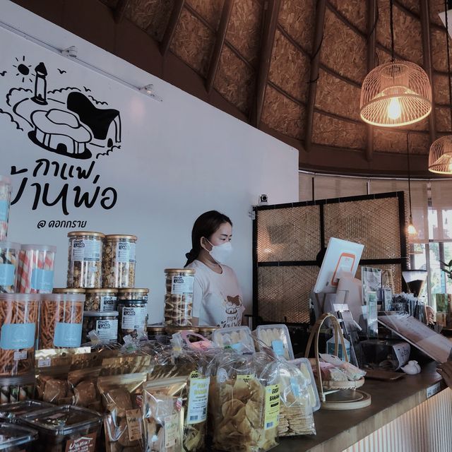 คาเฟ่ที่มีสวนดอกไม้และบรรยากาศดีที่สุดในระยอง💦