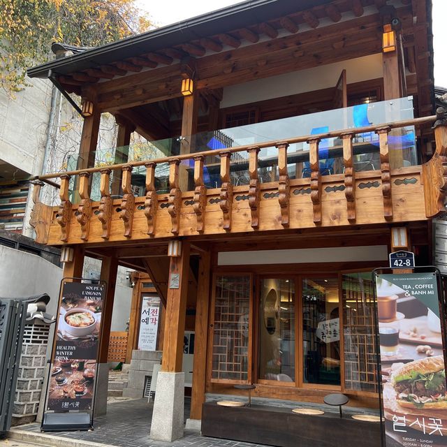 韓国/ソウル【仁寺洞】韓屋で楽しむベトナム料理バインミー🥪💕