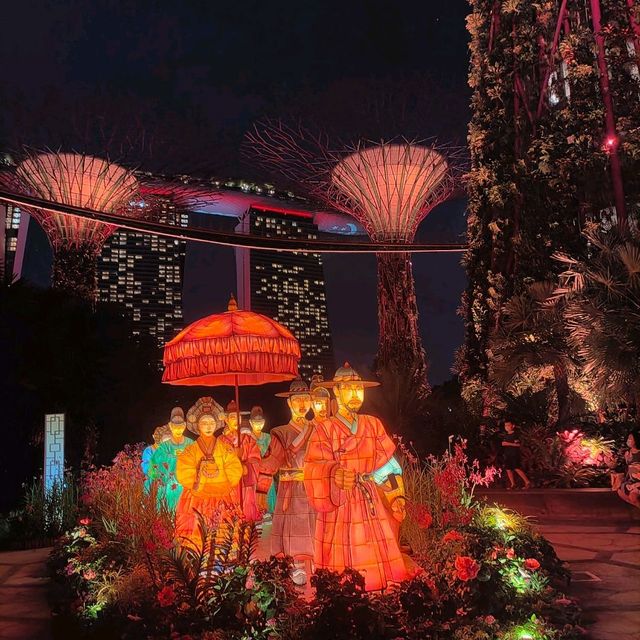 Garden by the bay at Night 