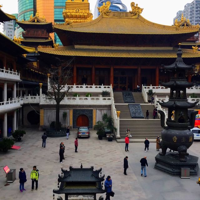 Jing ‘an Temple Shanghai, China 🇨🇳 