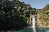 Hawaii 💦 feels so blessed to have a whole waterfall.