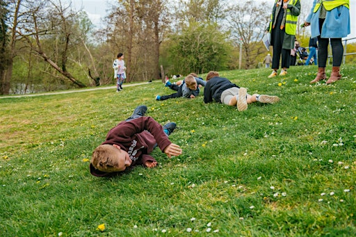 Mental Wellbeing Family Activity Walk | Preston Park