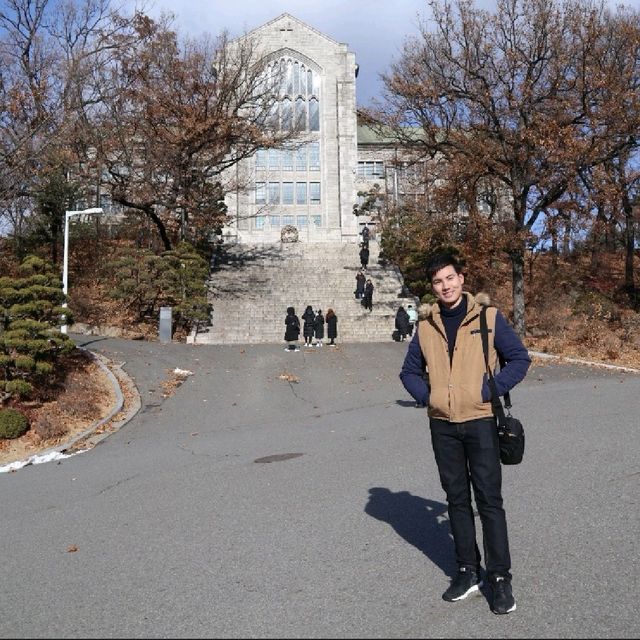 EWHA WOMANS UNIVERSITY​ มหาวิทยาลัยวิวสวย​ตึกเก๋