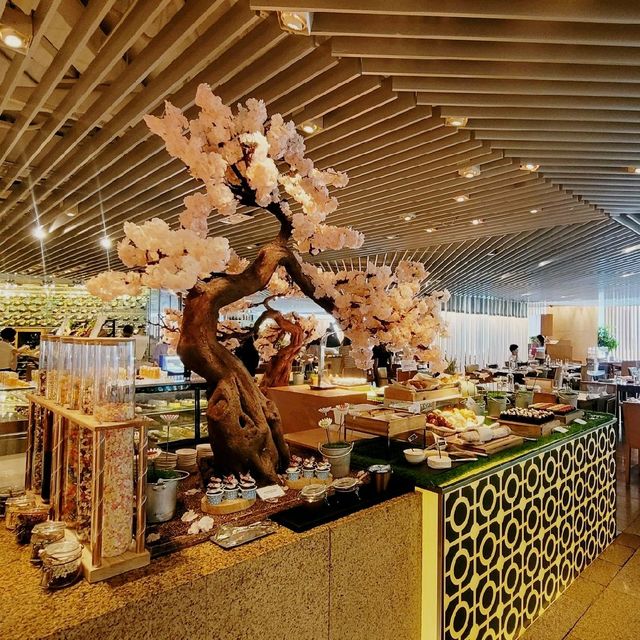 Cafe Too lunch buffet 