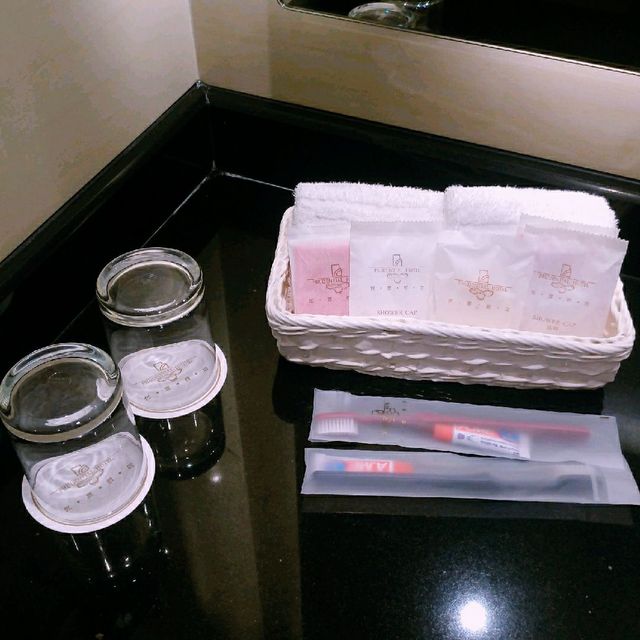 佐敦地鐵站上蓋的恒豐酒店