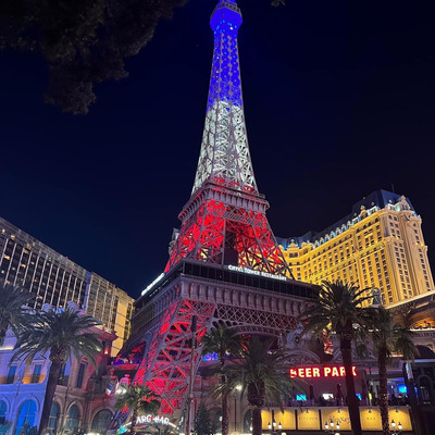Eiffel Tower at Paris Las Vegas Gets Light Show