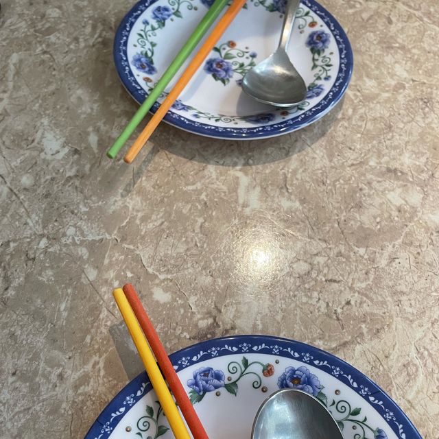 서울에서 만나는 베트남, 효뜨