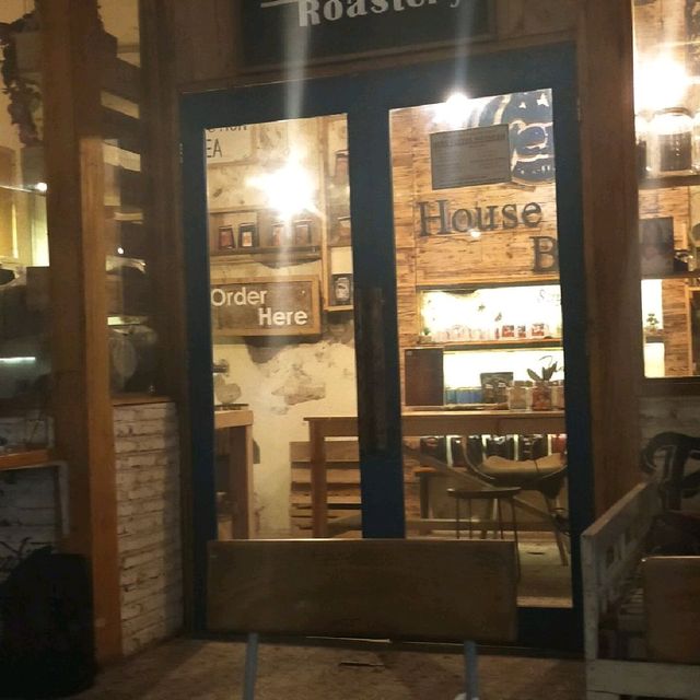 Hero Coffee Kota Lama Semarang