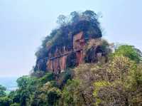 วัดภูทอก ที่เที่ยวบึงกาฬ พิกัดสายบุญ ท้าทายความสูง