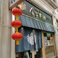 大紅燈籠高高掛---灣仔利東街（又名囍帖街）慶中秋打卡好去處
