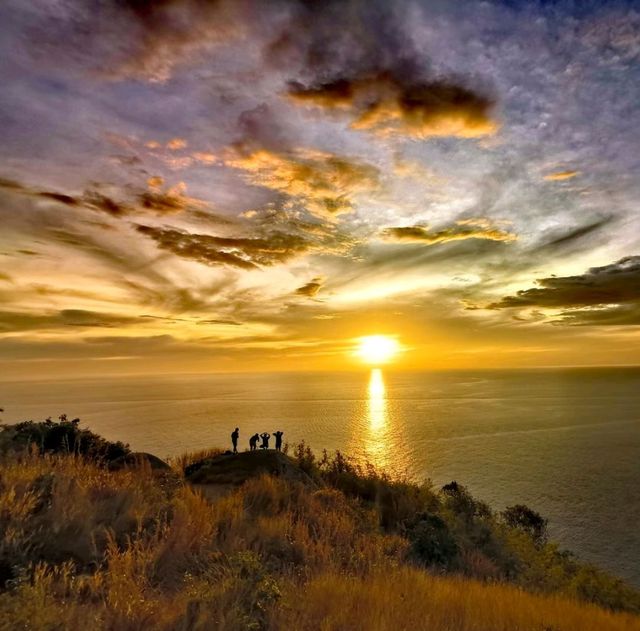 SUNSET SEA AND YOU