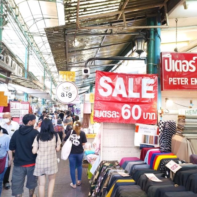 三聘市場 曼谷唐人街歷史悠久市集 紀念品紡織品集散地