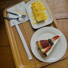 Kula Cakes User Photo