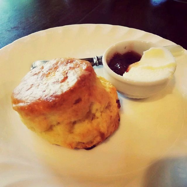 スコーンと紅茶の店「ワーズワースの庭」