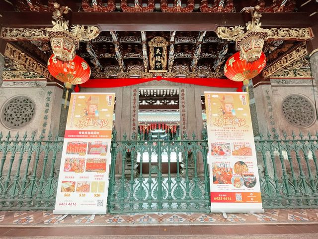 Oldest Chinese temple in Singapore