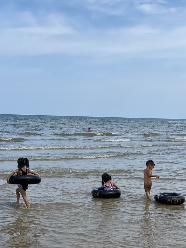 หาดชะอำ หาดสาธารณะที่ใครๆก้อรู้จัก