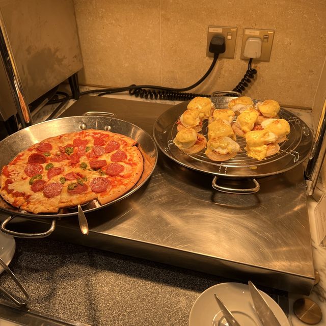 歷山酒店假日早午自助餐