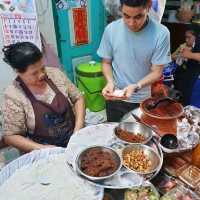 ___"ร้านข้าวแช่แม่อร"___ 
