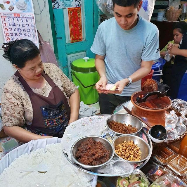___"ร้านข้าวแช่แม่อร"___ 