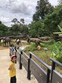 ; DINOSAUR ENCOUNTER, MALACCA.🦖