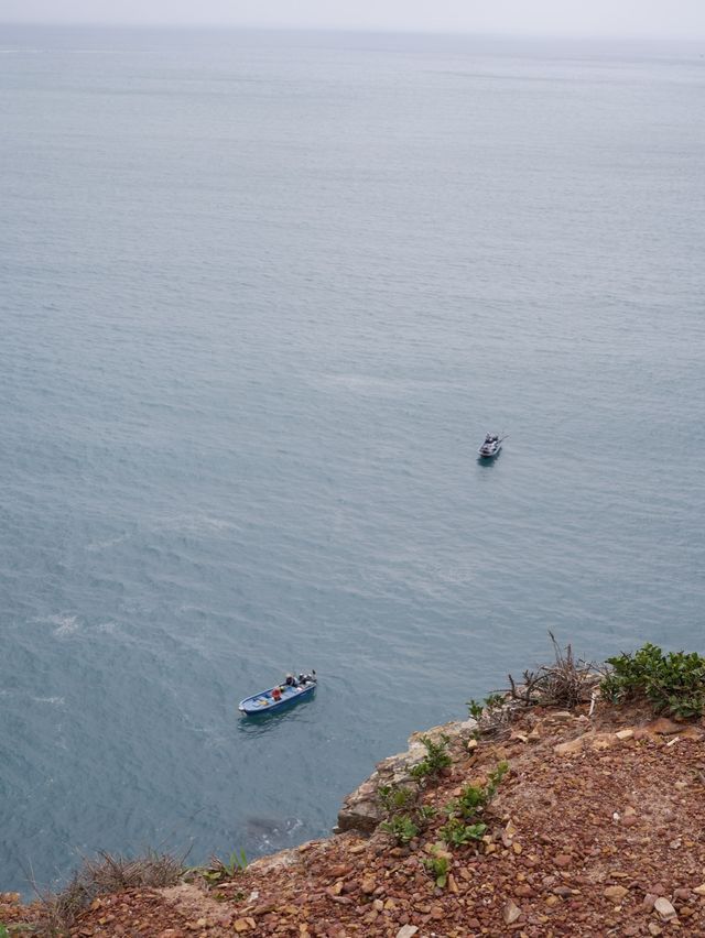 懸崖步道之巨型海蝕洞