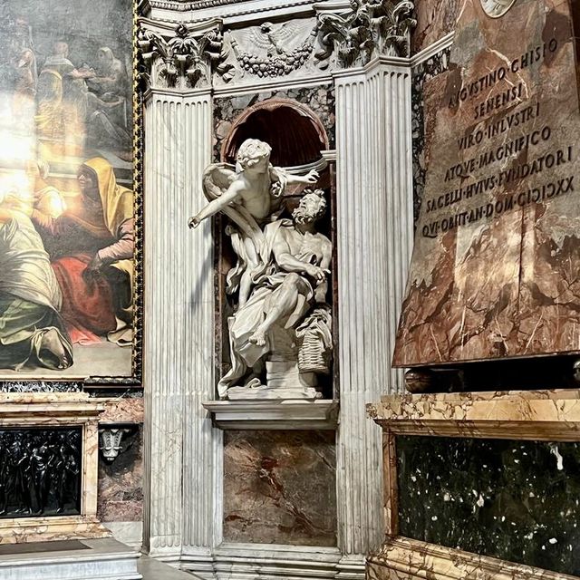 Paintings and sculptures around the corner