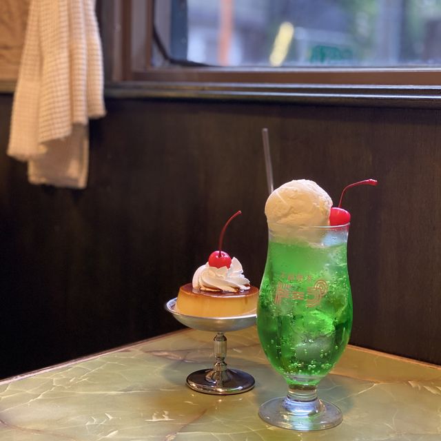昭和レトロだけど今っぽい 不純喫茶ドープ