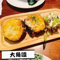 休閒舒適既西餐廳