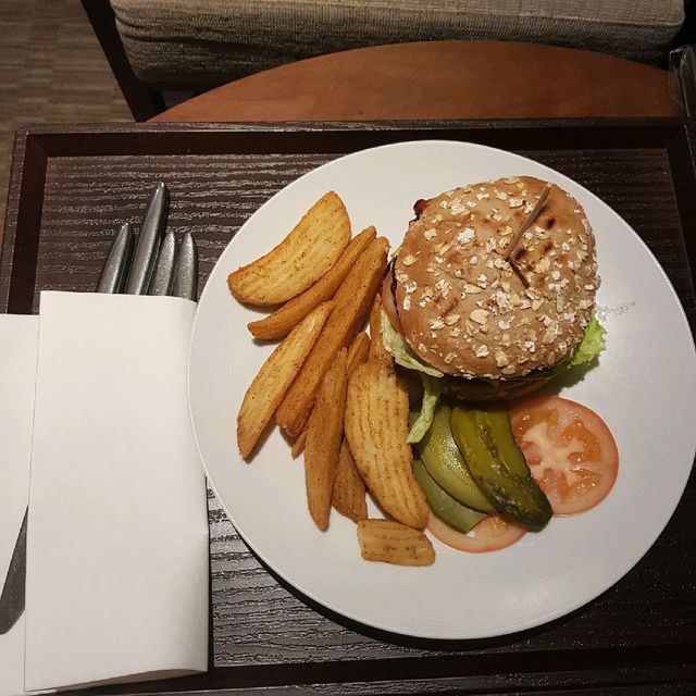 서울 포포인츠 쉐라톤 호텔