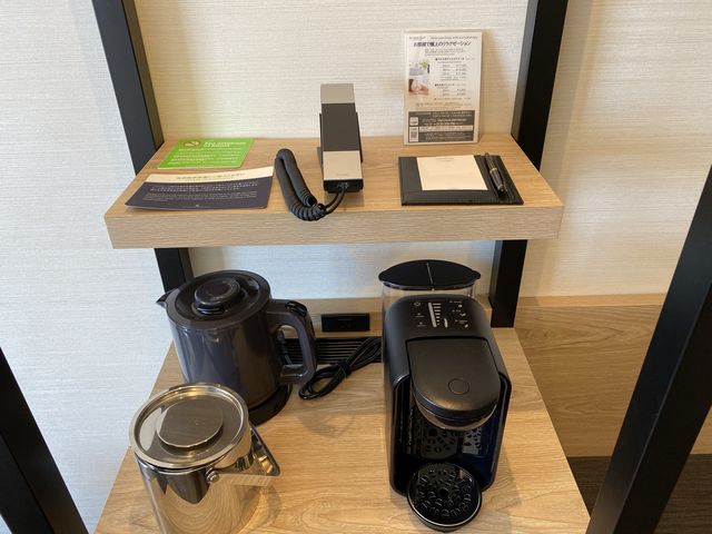 ハイビスカスがお出迎え。沖縄の高台にあるノボテル沖縄那覇