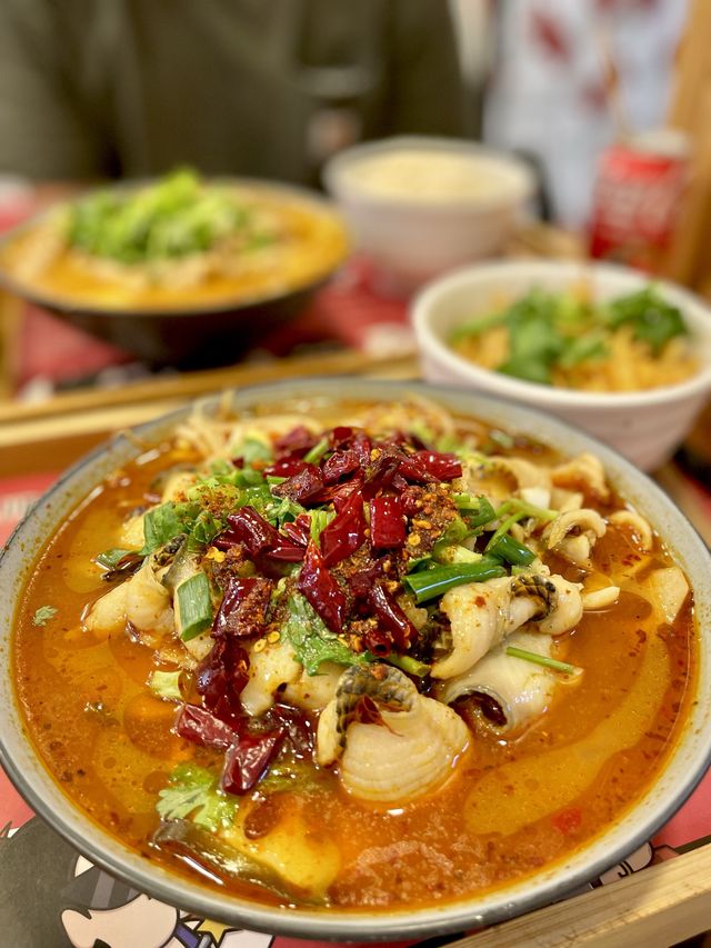 銅鑼灣｜性價比極高的一人水煮魚(๑˃́ꇴ˂̀๑)