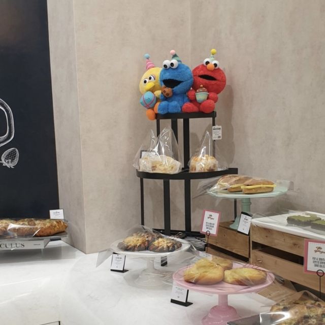 애기들과 함께하기 좋은 카페 “쿠키몬스터”