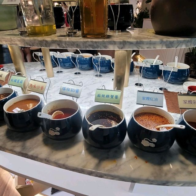 家嫂一家大小 ~ 火鍋放題專門店 