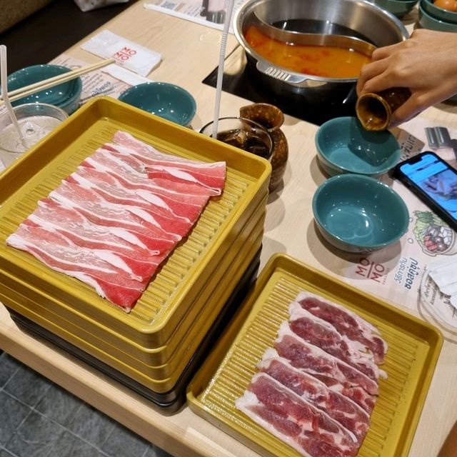 ครั้งแรกกับ MOMO ร้านแรกในชลบุรี