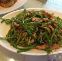Baguo Buyi Cuisine Restaurant 