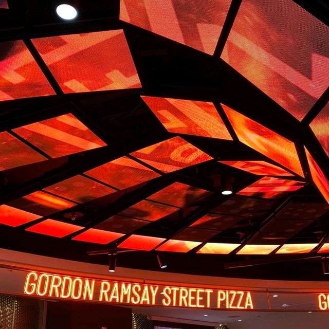 고든램지 두 번째 매장, 스트리트피자🍕 